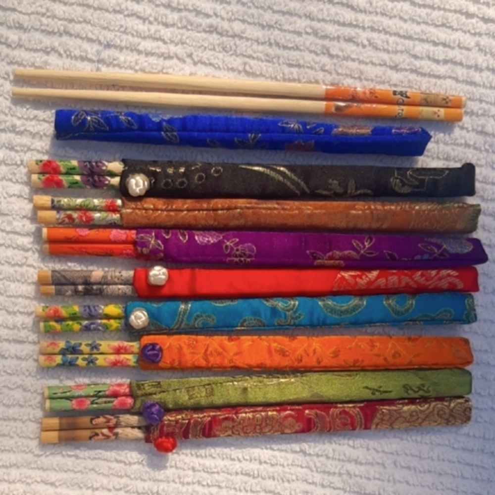 Deluxe Painted Chopsticks🥢Embroidered Cloth Covers SET OF 9 wth Cats, Flowers